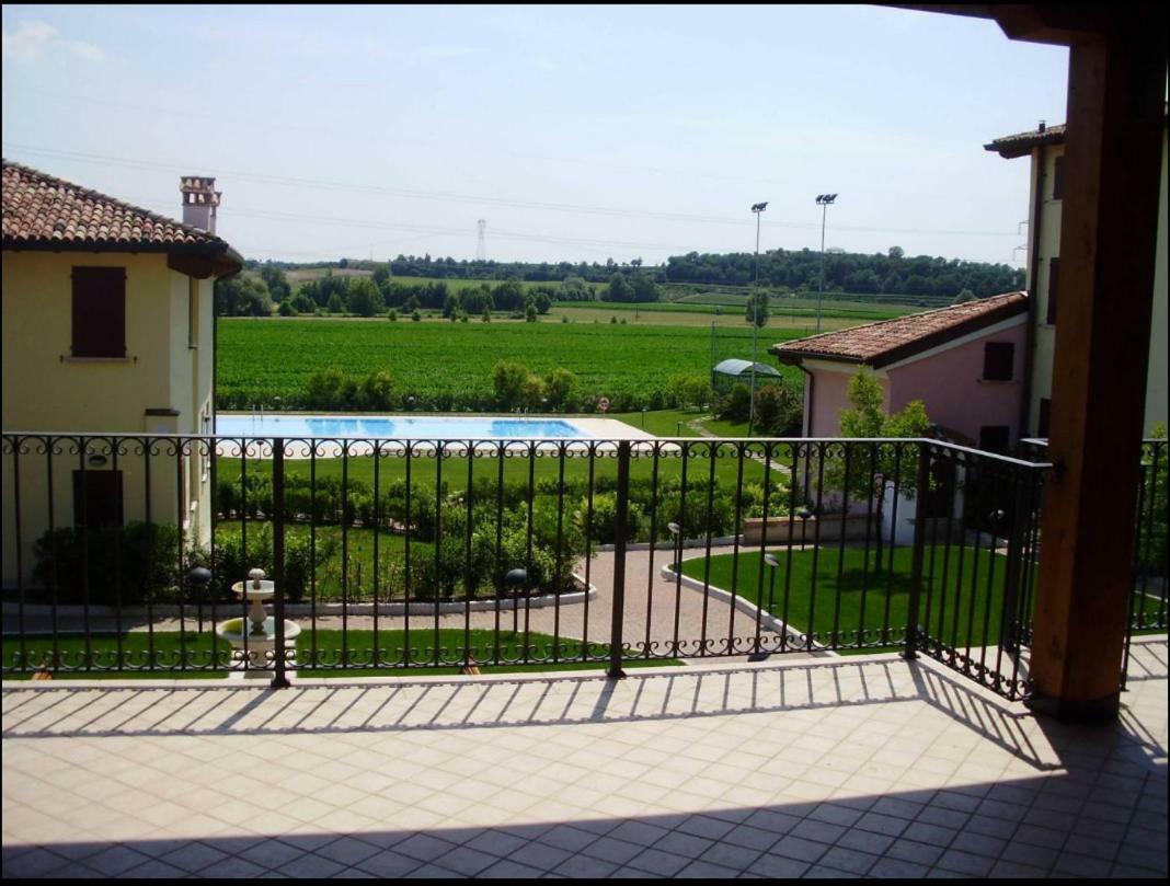 Designcontrodesign Villa Desenzano del Garda Exterior photo